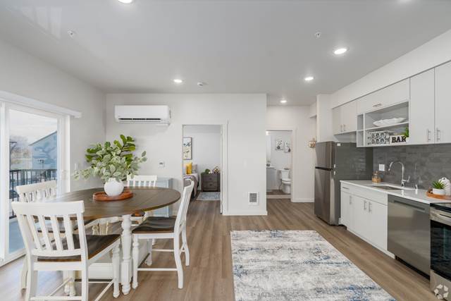 1-bedroom apartment at Riverly Apartments in Wenatchee, WA